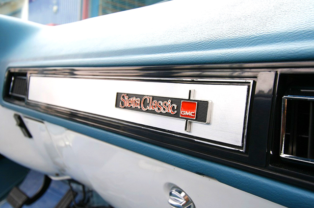 78y_GMC_SIERRA_K-15_Classic