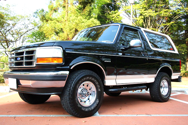 アメ車・93年式フォードブロンコ・ハーツライジング