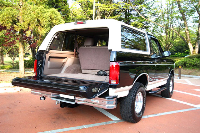 アメ車・93年式フォードブロンコ・ハーツライジング