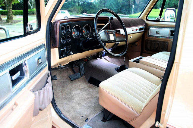 アメ車・78年式シボレーK5・ハーツライジング