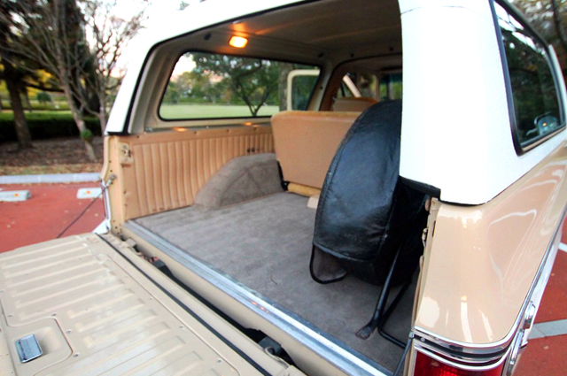 アメ車・78年式シボレーK5・ハーツライジング