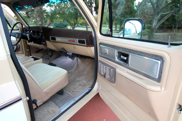 アメ車・78年式シボレーK5・ハーツライジング